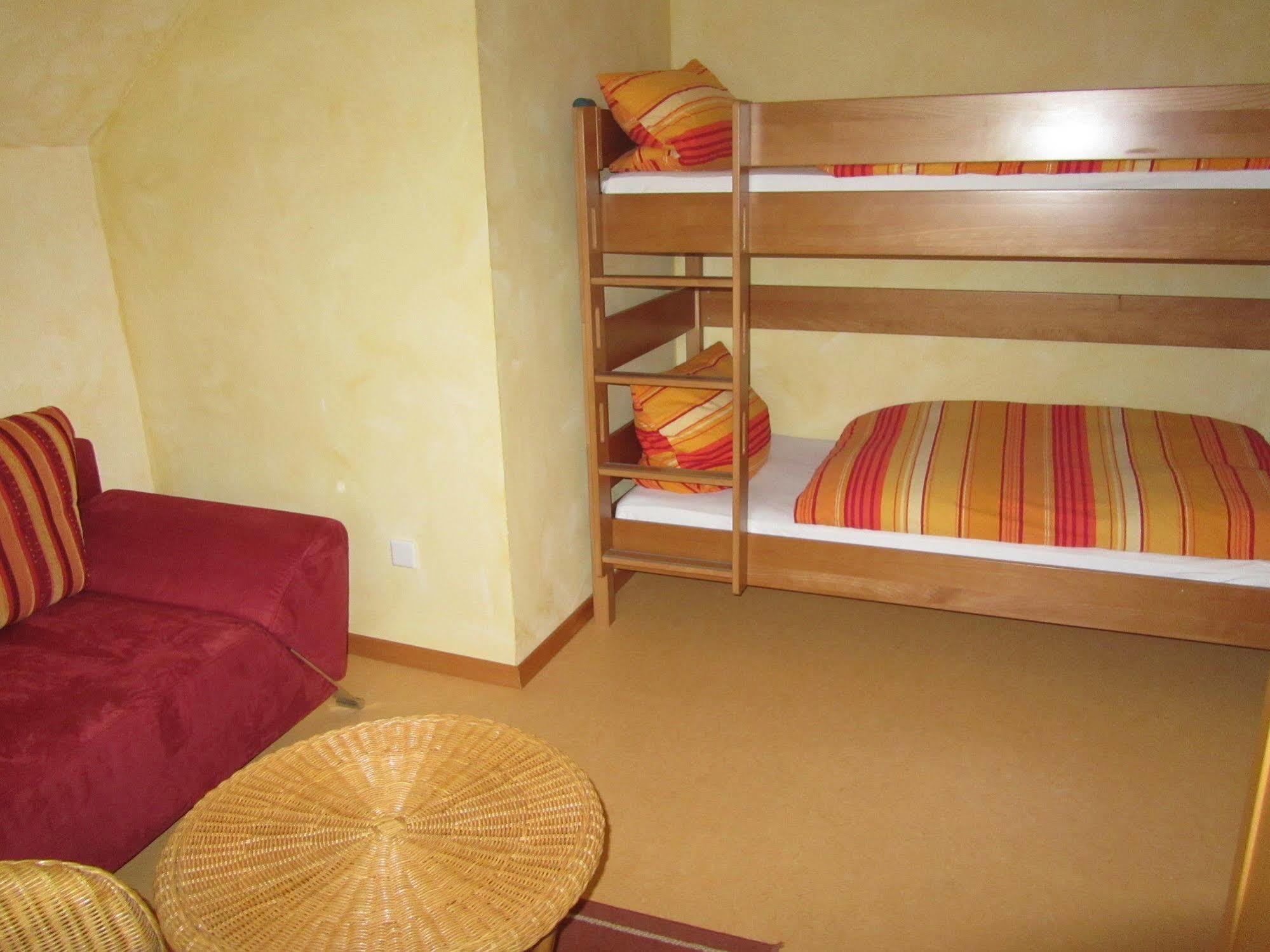Hotel Zur Burg Nuerburg Εξωτερικό φωτογραφία